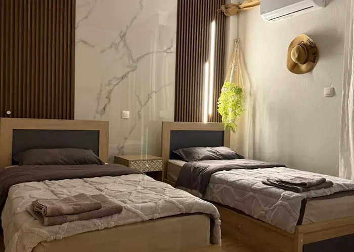 Theia Analipsi Central Apartment Katerini